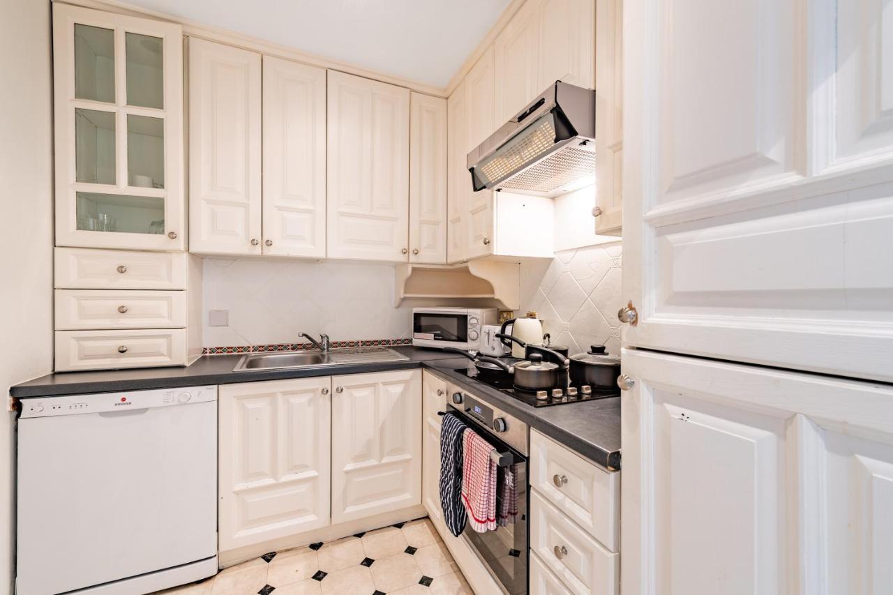 Somerset Court Kensington Apartments London Exterior foto